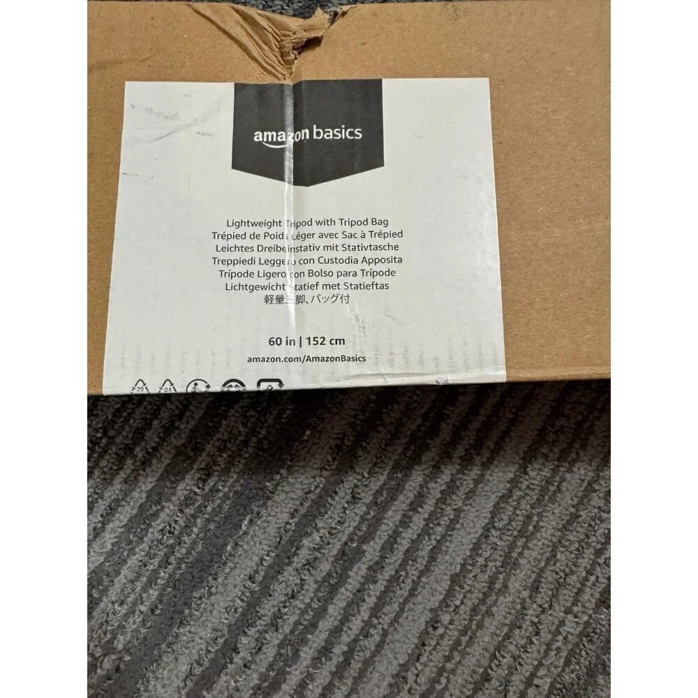 Amazon Basics 60-Inch LightweightTripod With Bag, Black
